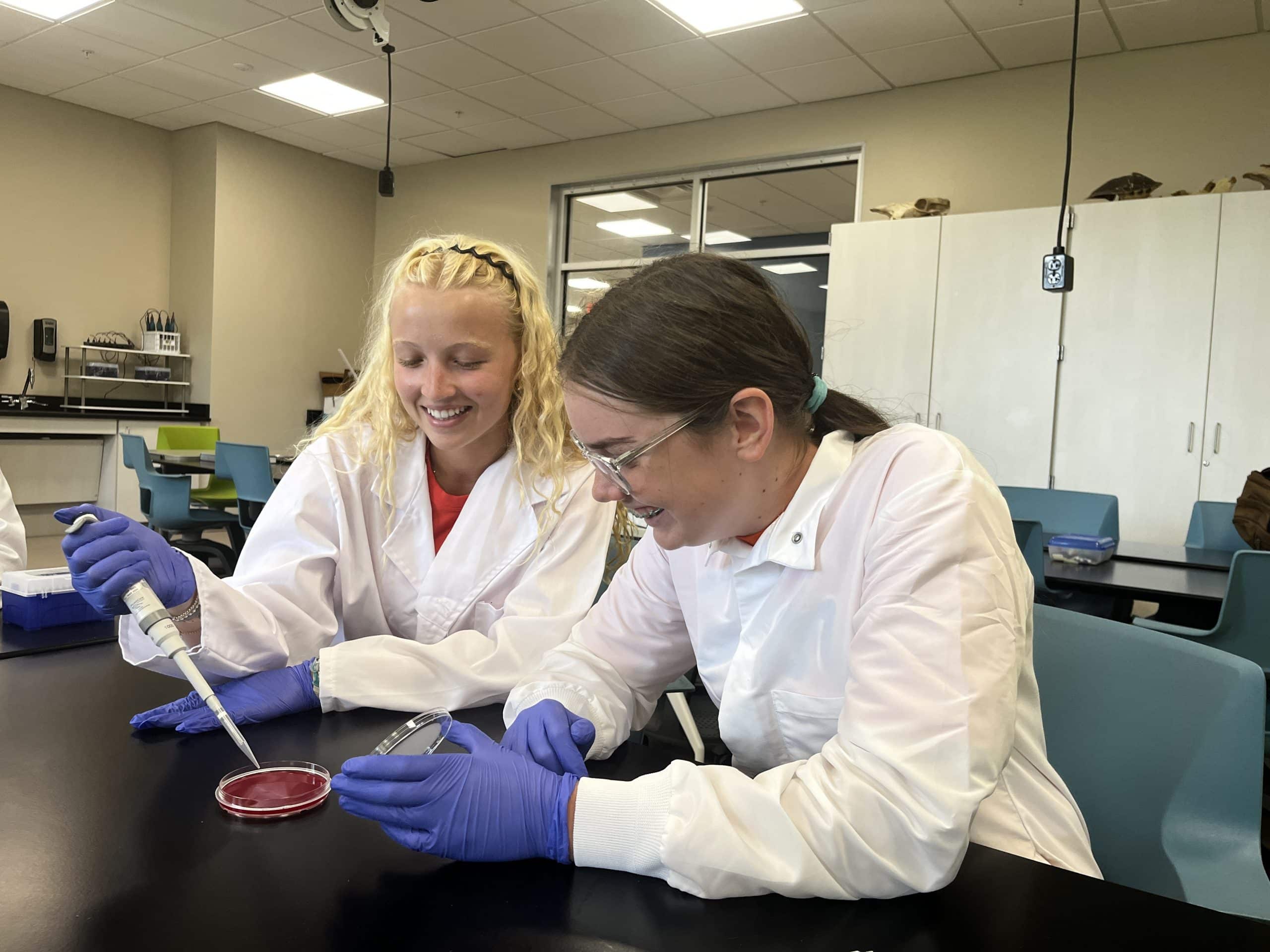 Florida high school students learn to tackle the threat of superbugs